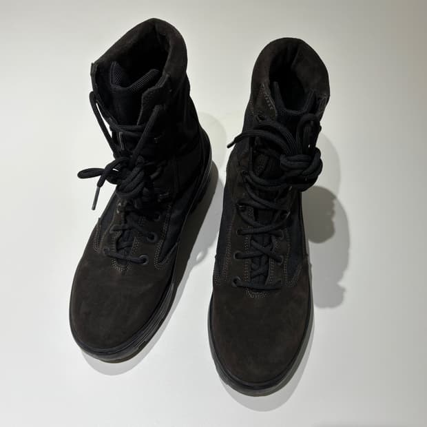 44) 이지 시즌4 부츠