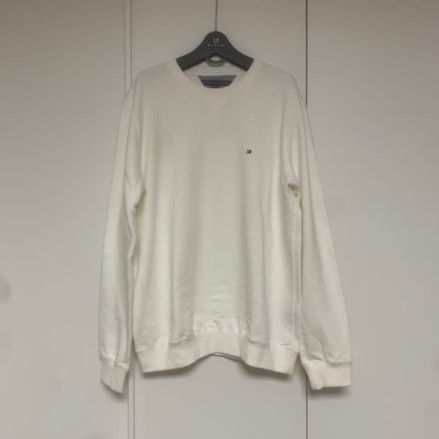 타미힐피거 화이트 스웨트셔츠 105 사이즈