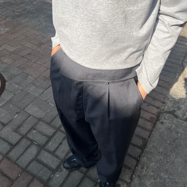 44) 익스클루시브 나빈 트라우저 charcoal grey 차콜 그레이