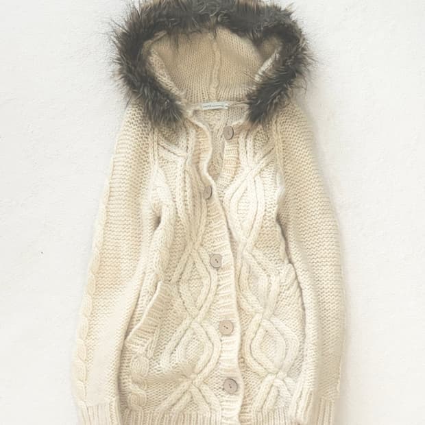 어스뮤직 earth music 라떼갸루 니혼진 후드 퍼 가디건 라떼모리걸