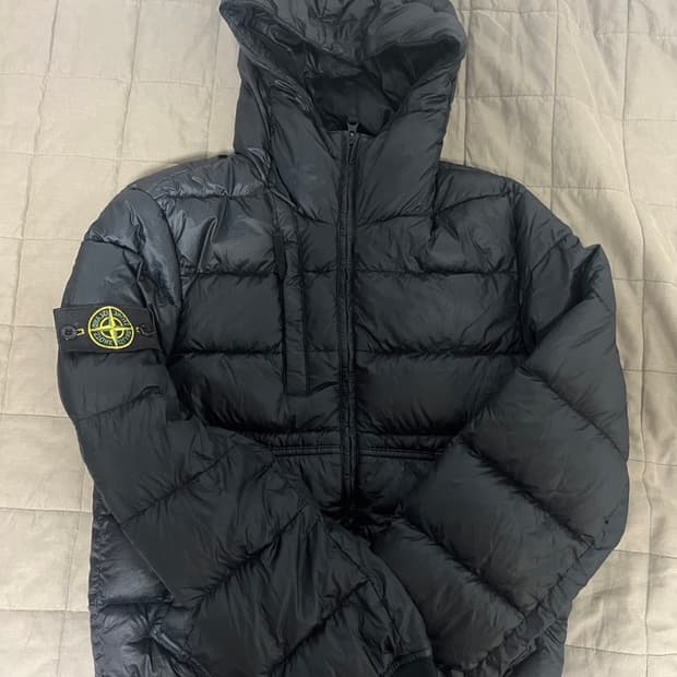 스톤아일랜드 패딩 S