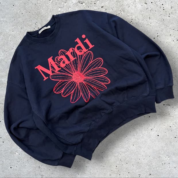 [OS] 마르디 메크르디 플라워 네이비 맨투맨 D760