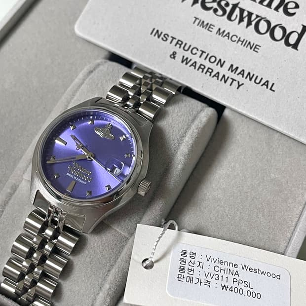 (새 상품) 비비안웨스트우드 손목시계