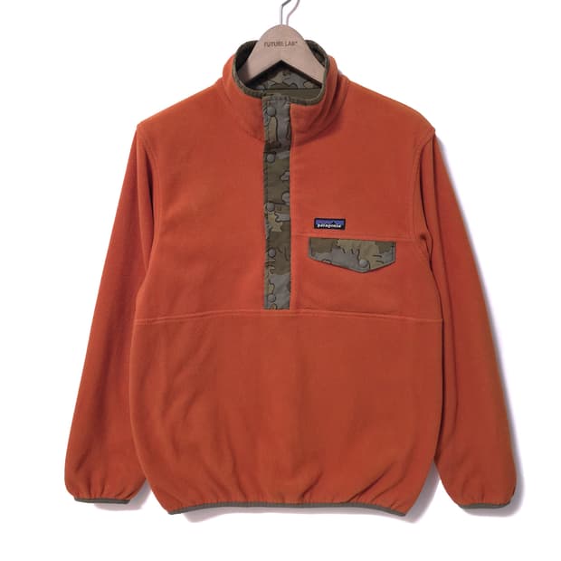[S] 파타고니아 신칠라 리버시블 스냅티 오렌지 리프 카모