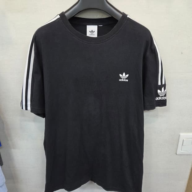 아디다스 해외판 뉴 아이콘 삼선 반팔 xxl
