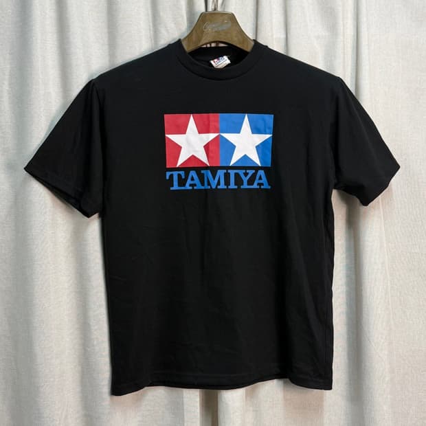 [L] 타미야(TAMIYA) 오피셜 트윈스타 로고 반팔 티셔츠 블랙