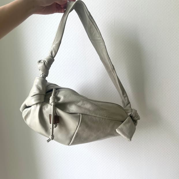 아카이브앱크 터번백 크림