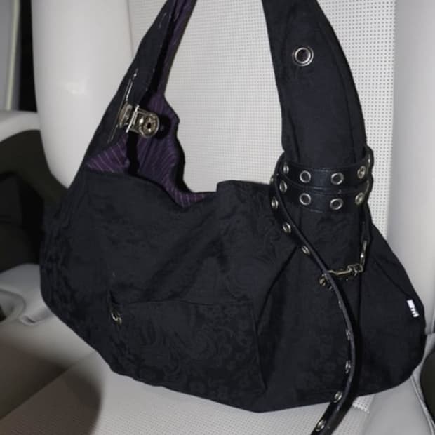 뎁크 아일렛 자카드백