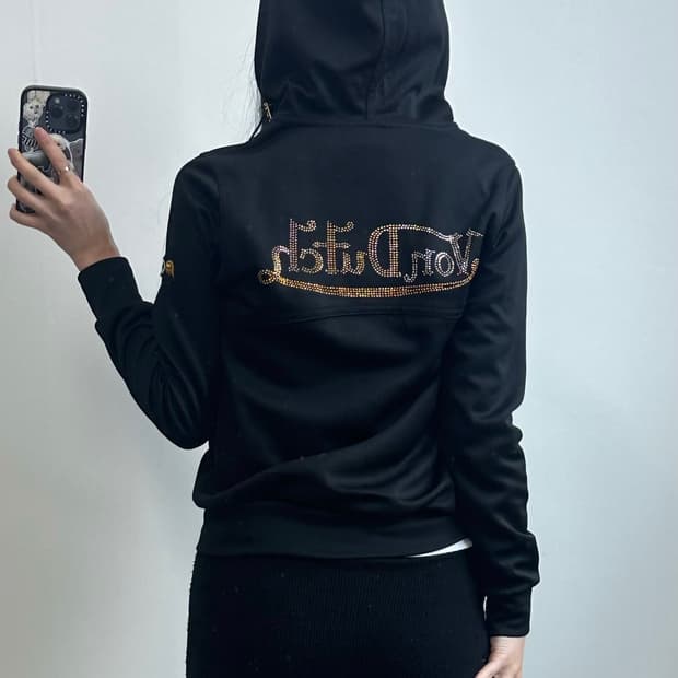 본더치 y2k 와투케 큐빅 백로고 후드집업