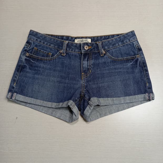 28 TEENIE WEENIE 골반 데님 핫팬츠 28-952