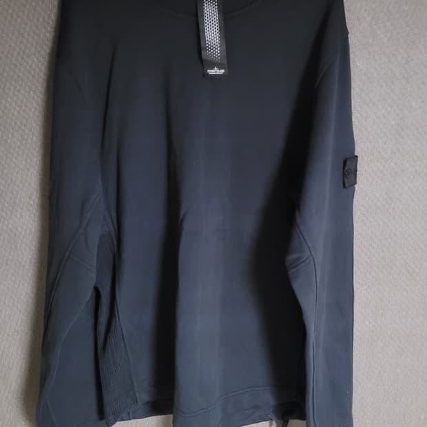 스톤아일랜드 맨투맨