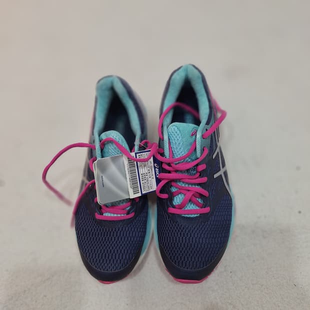 아식스  런닝화240(택있는상품)