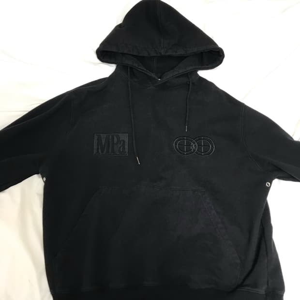플라스틱 프로덕트 후드티 팝니다!