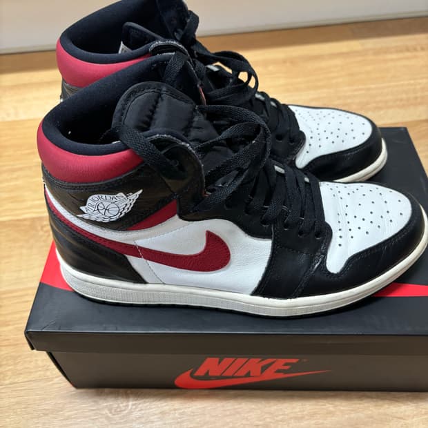 나이키 조던1 짐레드 260사이즈 판매합니다