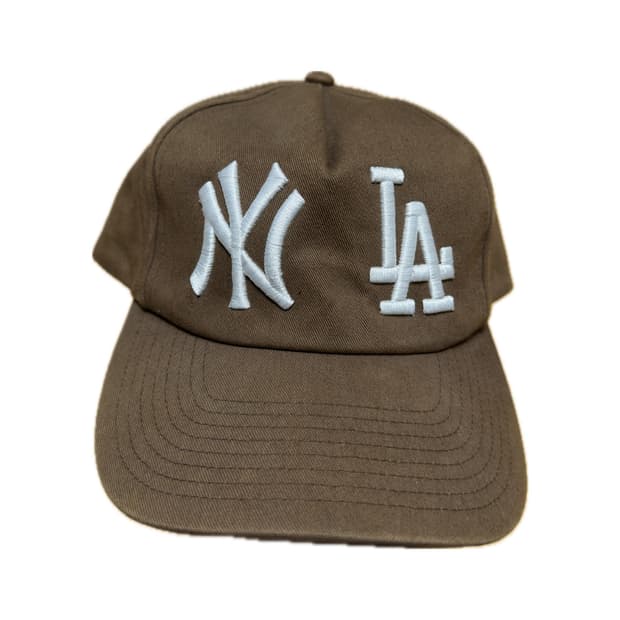 홀리데이브랜드 모자