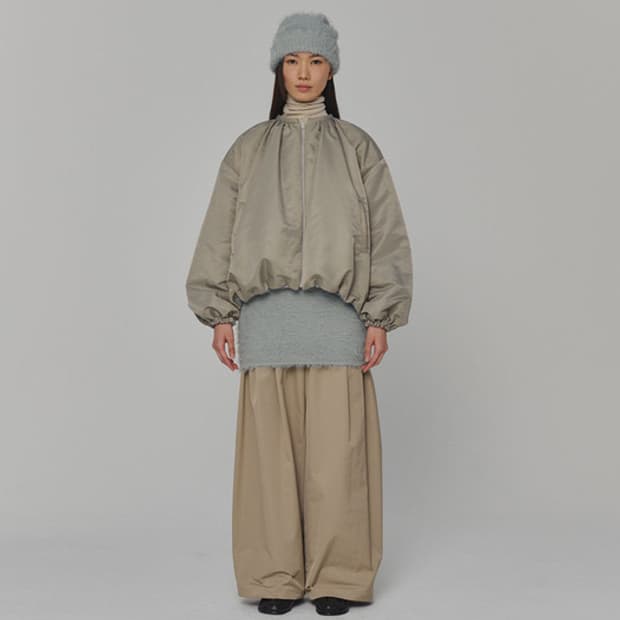 아모멘토 퀄티드 리버시블 패디드 점퍼