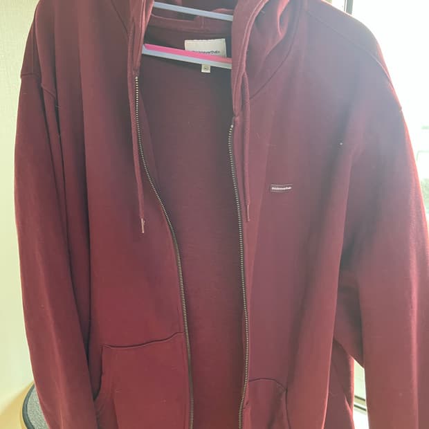 디스이즈네버뎃 버건디 후드집업 