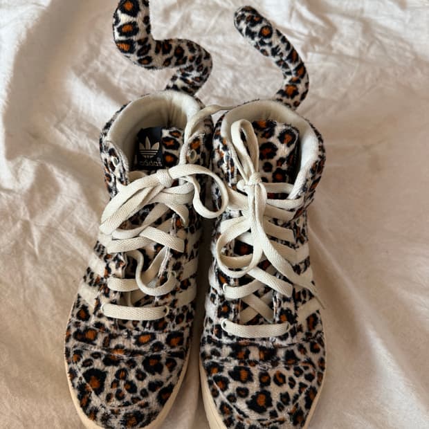 제레미스캇 레오파트 테일 스니커즈 