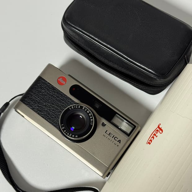 라이카 미니룩스 판매합니다.