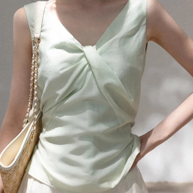V-Neck Twisted Backless Sleeveless Camis
