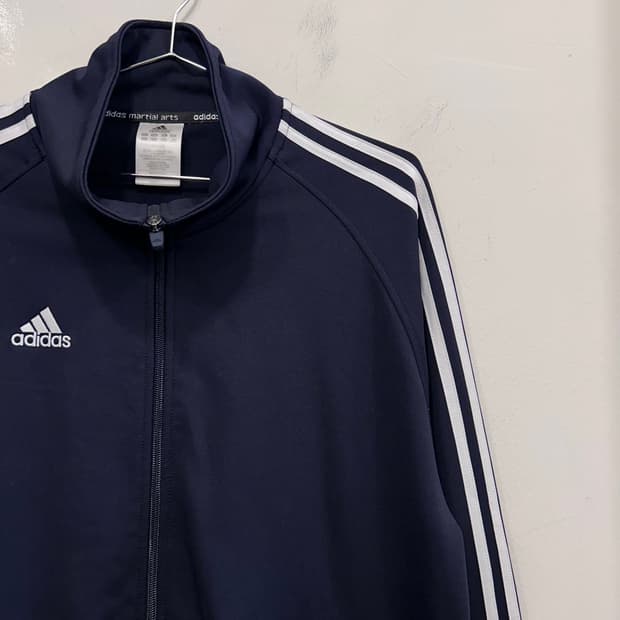 아디다스 이화여대 로고 래글런 트랙탑 져지