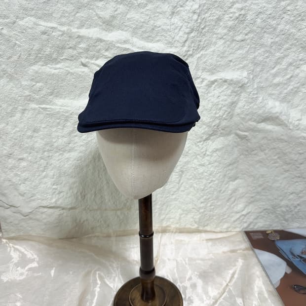빈티지  unisex 아크릴 레이비 블루 조절 헌팅캡 앞모자