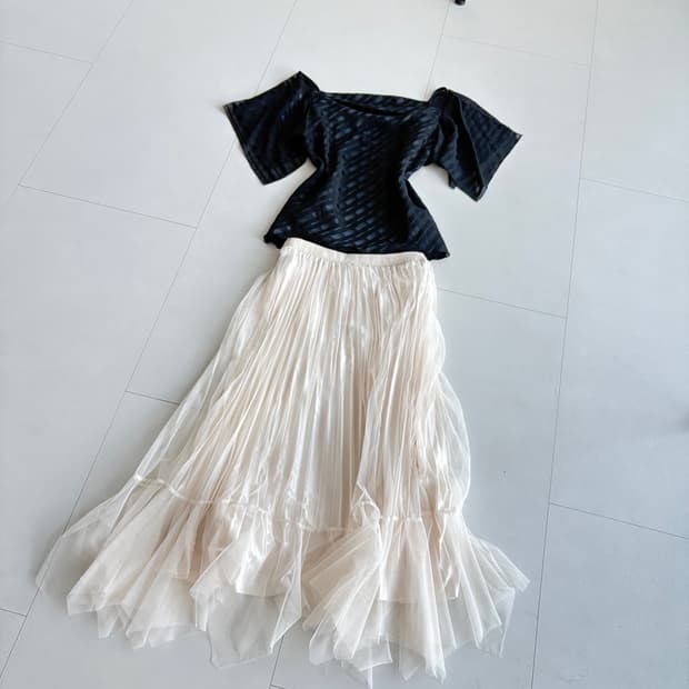 sheer tulle tiered skirt