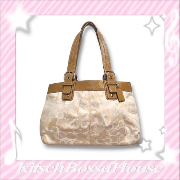 COACH 코치 시그니처 자카드 숄더 핸드백