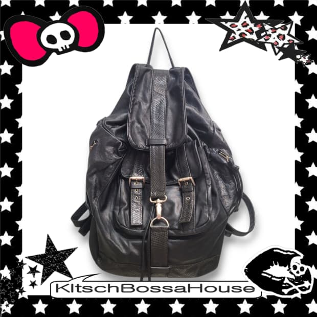 빈티지 가죽 블랙 백팩