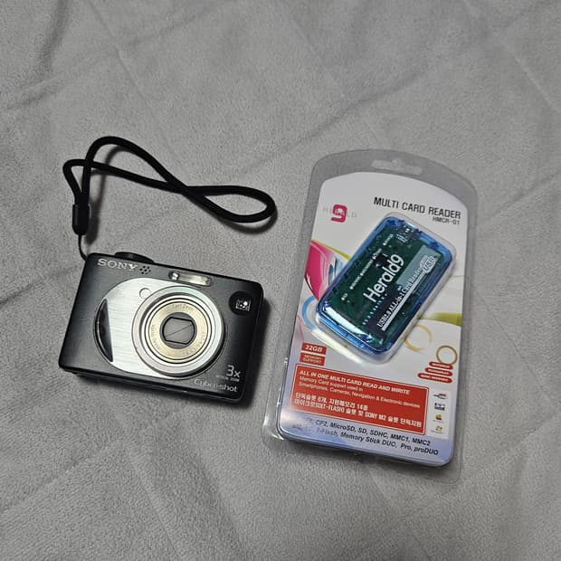 소니 사이버샷 DSC-W1