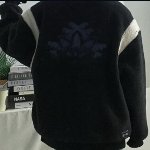 아디다스 뽀글이