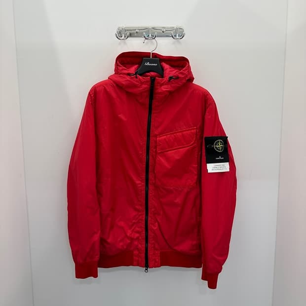 새상품(L)스톤아일랜드 와펜 크링클랩스 리나일론 패딩 레드