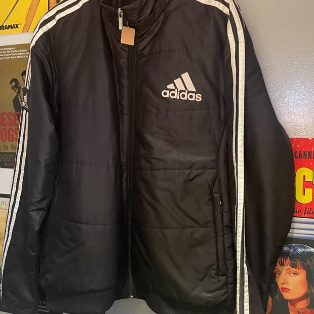 아디다스 액티브 레더 패딩 자켓