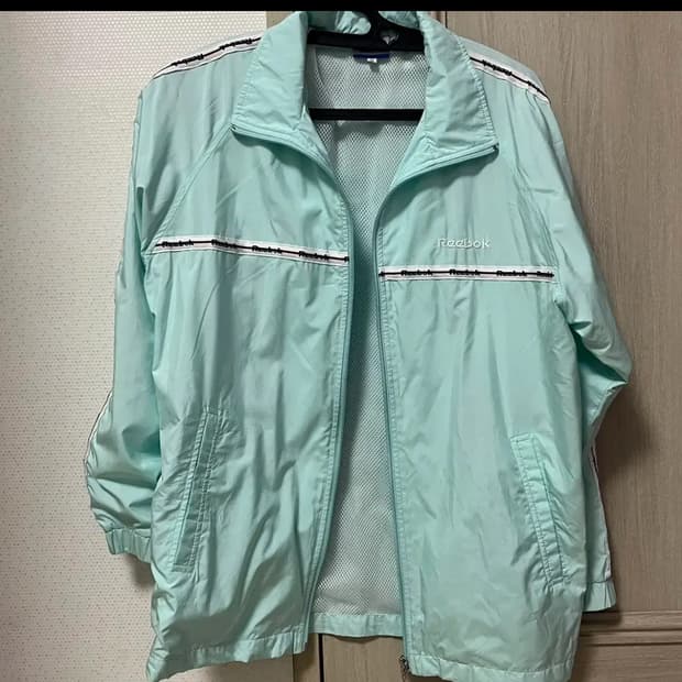 리복 빈티지 바람막이