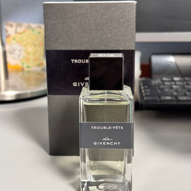 드 지방시 트루블 페트 오드퍼퓸 100ml 국문택
