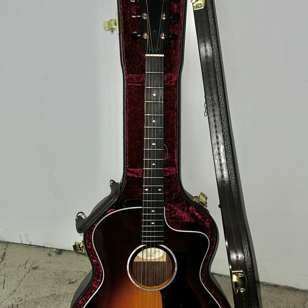 Taylor 214CE SB DLX Acoustic Guitar