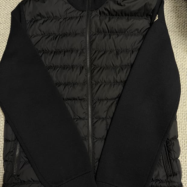 [25ss/백화점판]몽클레어 김현우 니트패딩 블랙 M