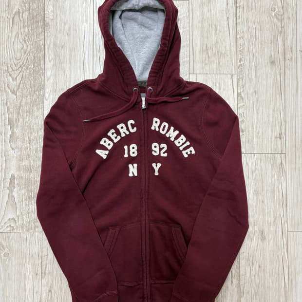 아베크롬비 딱붙핏 후드집업 버건디 m