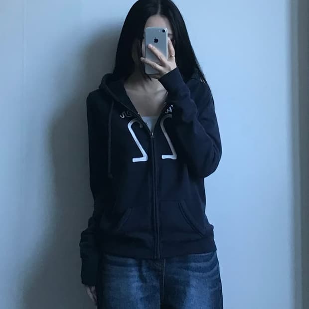 홀리스터 y2k 와투케 딱붙 네이비 후드집업