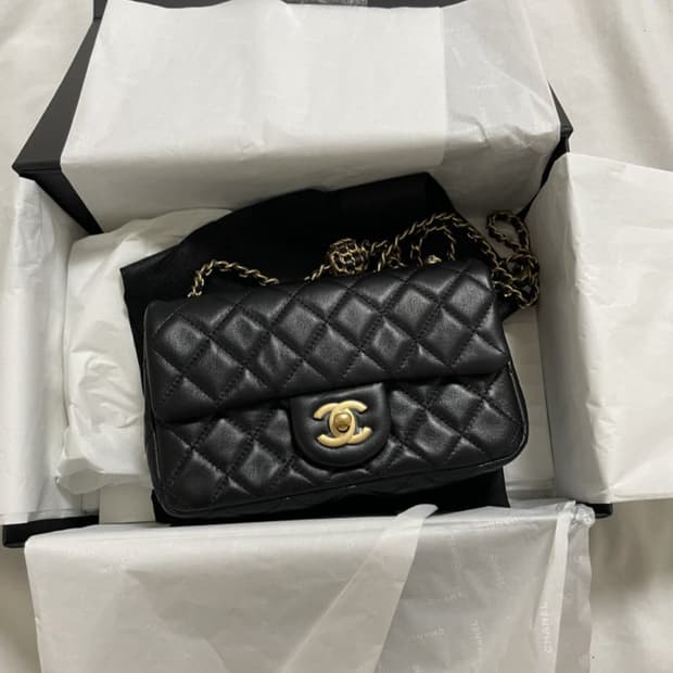 (정품)샤넬 골든볼 뉴미니 가방  급처!