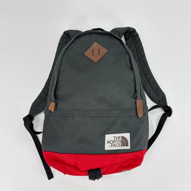  THENORTHFACE 노스페이스 백팩 레드차콜  