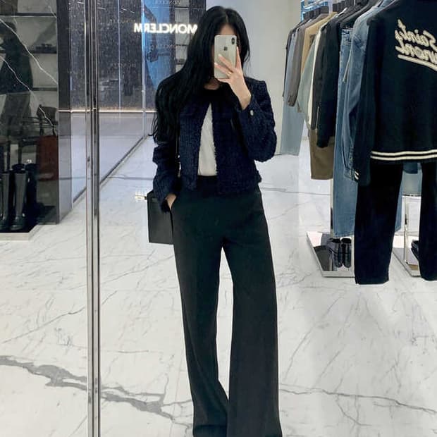 bronn 브론 아워글래스 스쿱넥 셋업B HOURGLASS