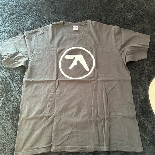 슈프림 x 에이펙스 트윈 엠비언트 웍스 티셔츠 블랙 - 25SS