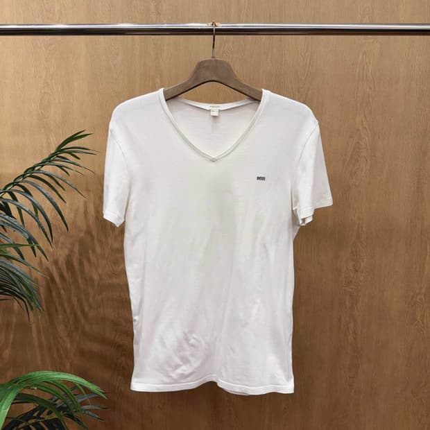 디젤 언더웨어 브이넥 반팔 티셔츠 미니 로고 디테일 화이트