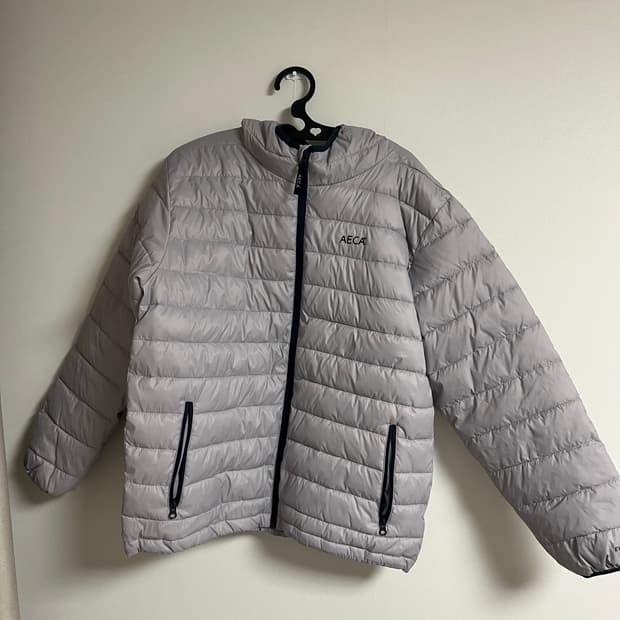 AECA 경량패딩 판매합니다. 