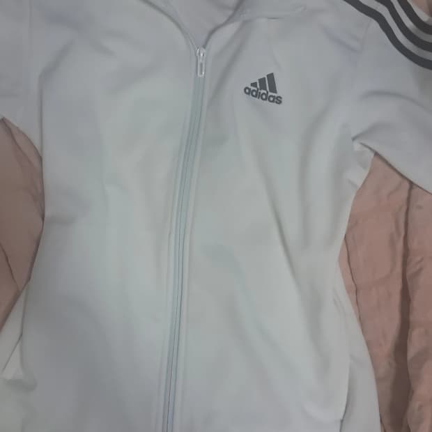 흰색 아디다스 져지