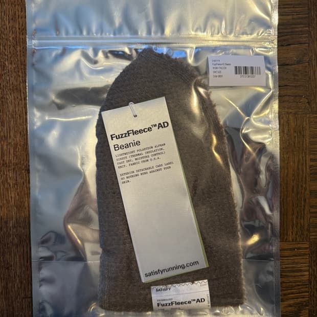 [OS] 새티스파이 fuzzfleece 플리스 비니 팔콘