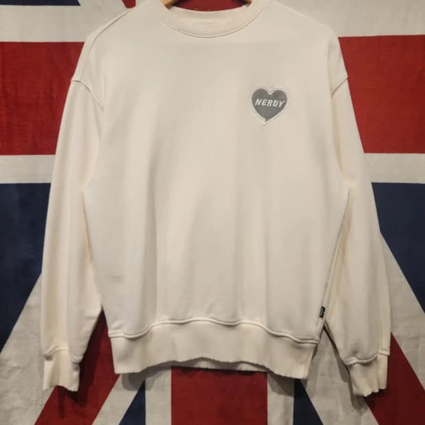 [여성~66] 널디 오버핏 하트로고 스웻셔츠 아이보리