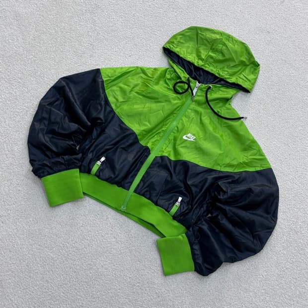 S 나이키 여성 스포츠웨어 크롭 바람막이 0429E