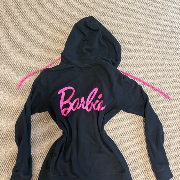 Barbie × aimerfeel 후드집업 (일본 한정)